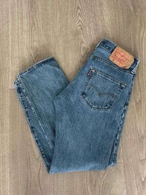 Levi’s 501 original button down fly jeans W30 L 30 straight jeans